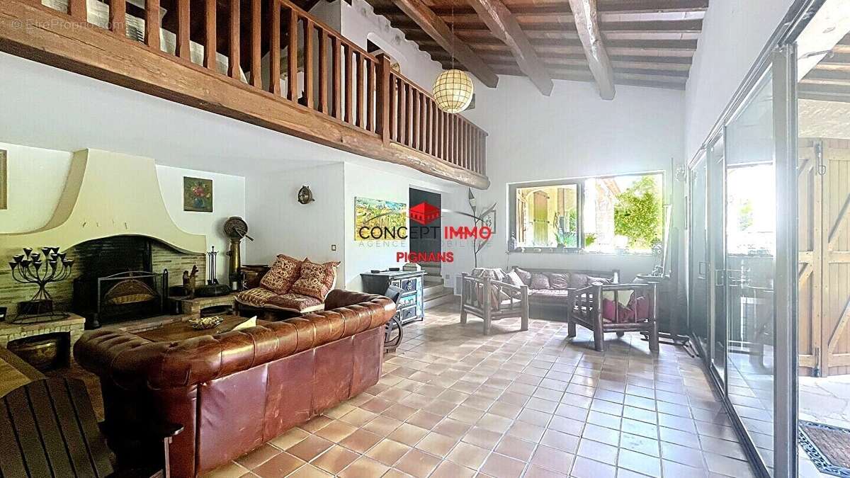 Maison à PUGET-VILLE