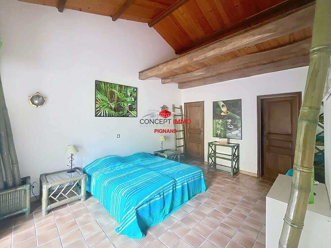 Maison à PUGET-VILLE