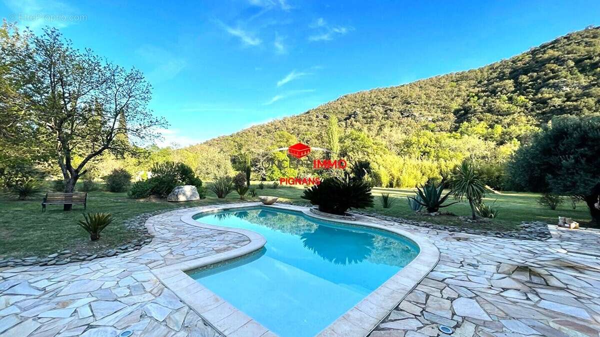 Maison à PUGET-VILLE