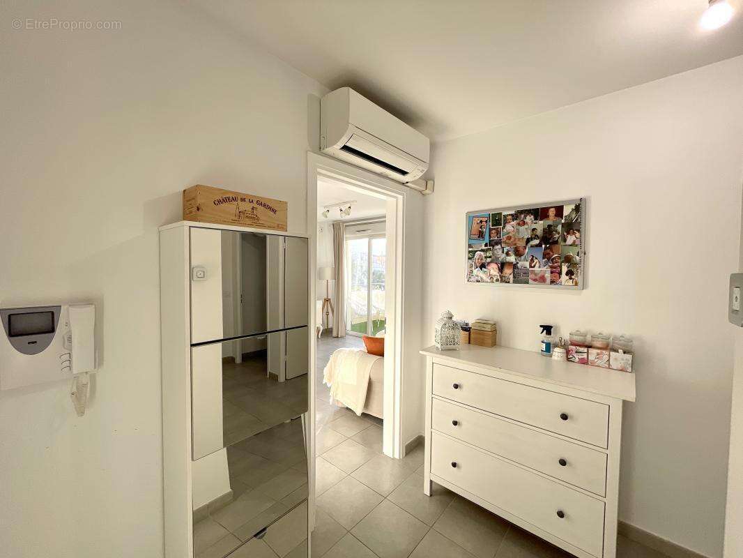 Appartement à CHATEAUNEUF-LES-MARTIGUES