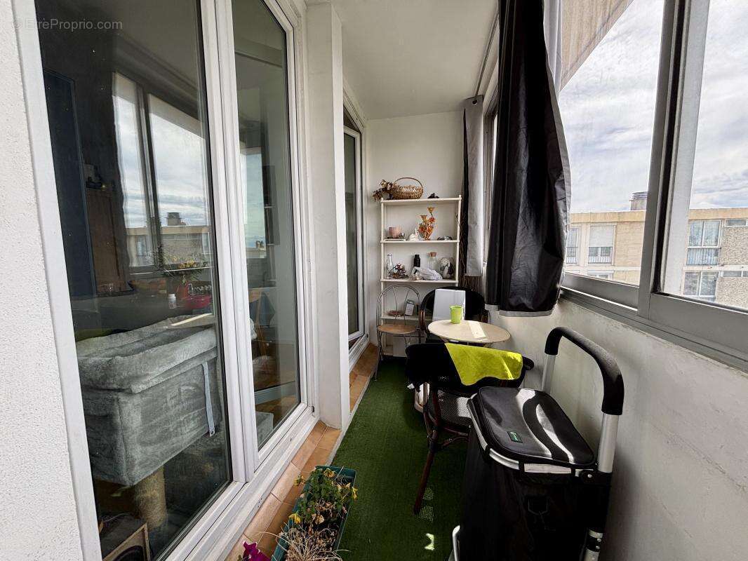 Appartement à SAINT-VICTORET