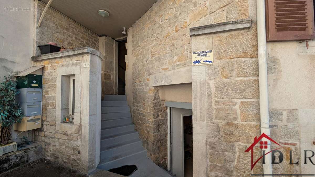 Appartement à LONS-LE-SAUNIER