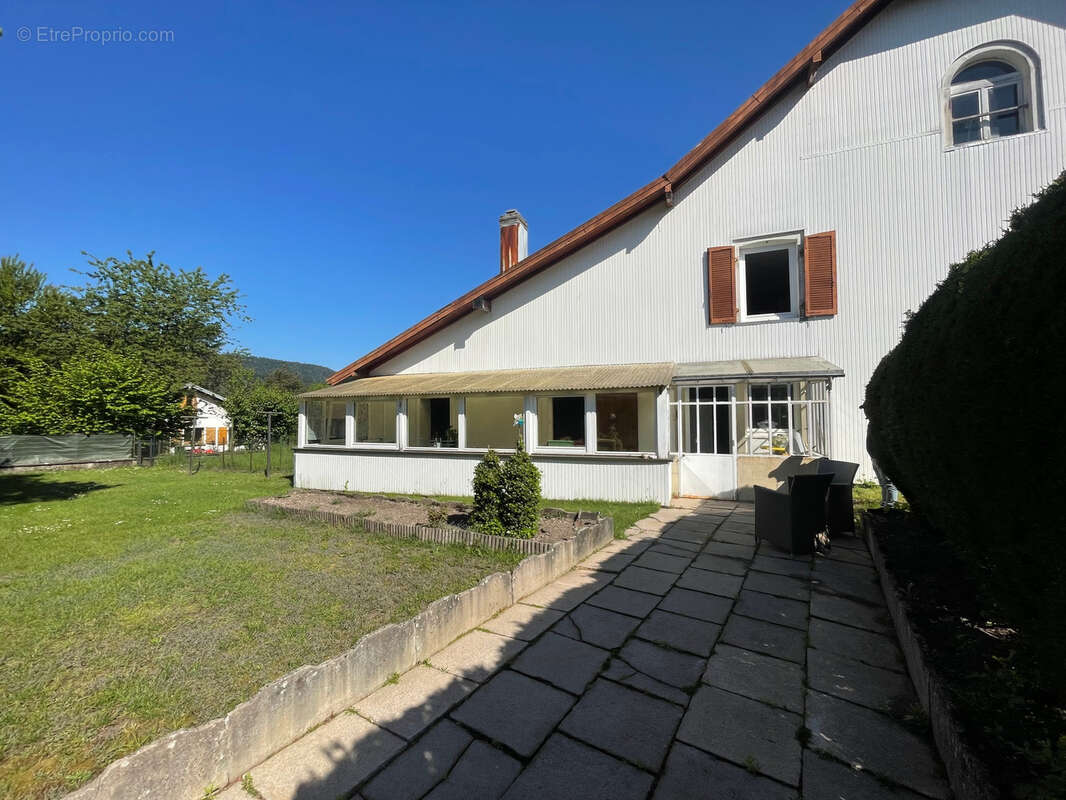 Appartement à DOMMARTIN-LES-REMIREMONT