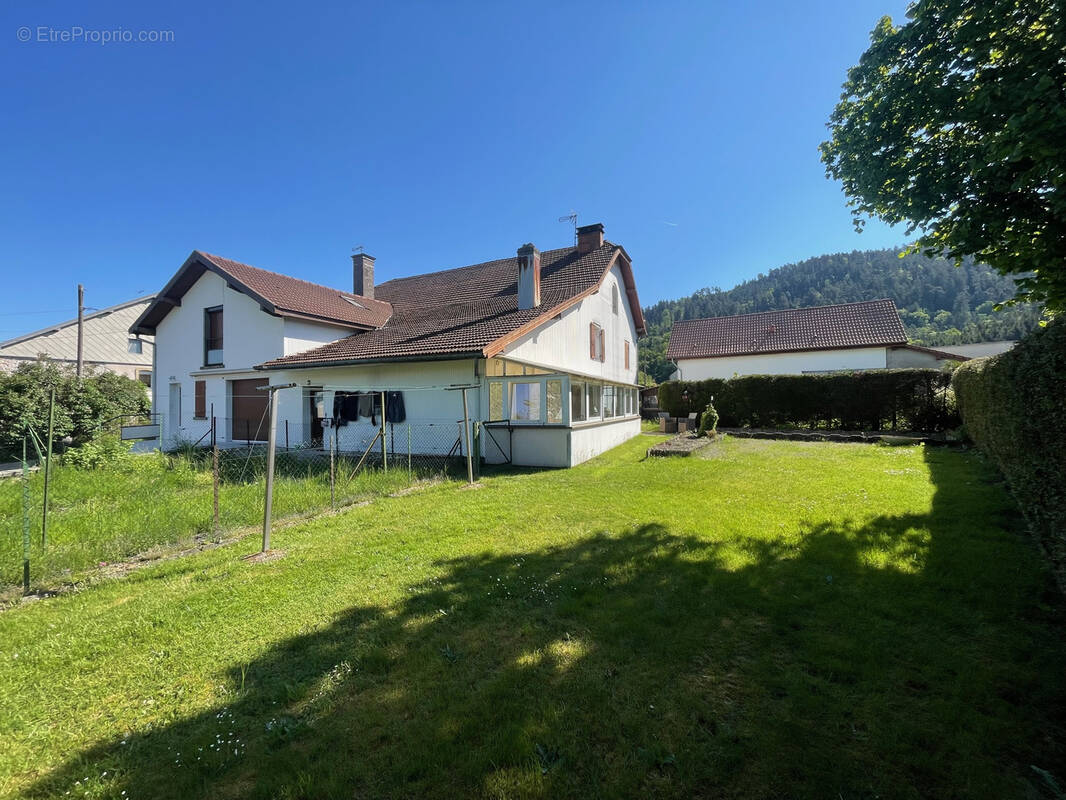 Appartement à DOMMARTIN-LES-REMIREMONT