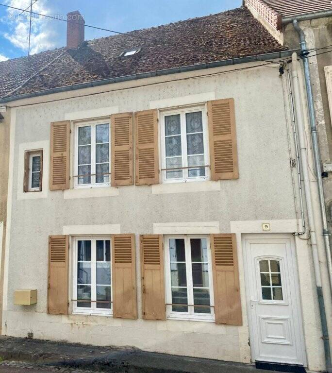 Maison à CHATILLON-EN-BAZOIS