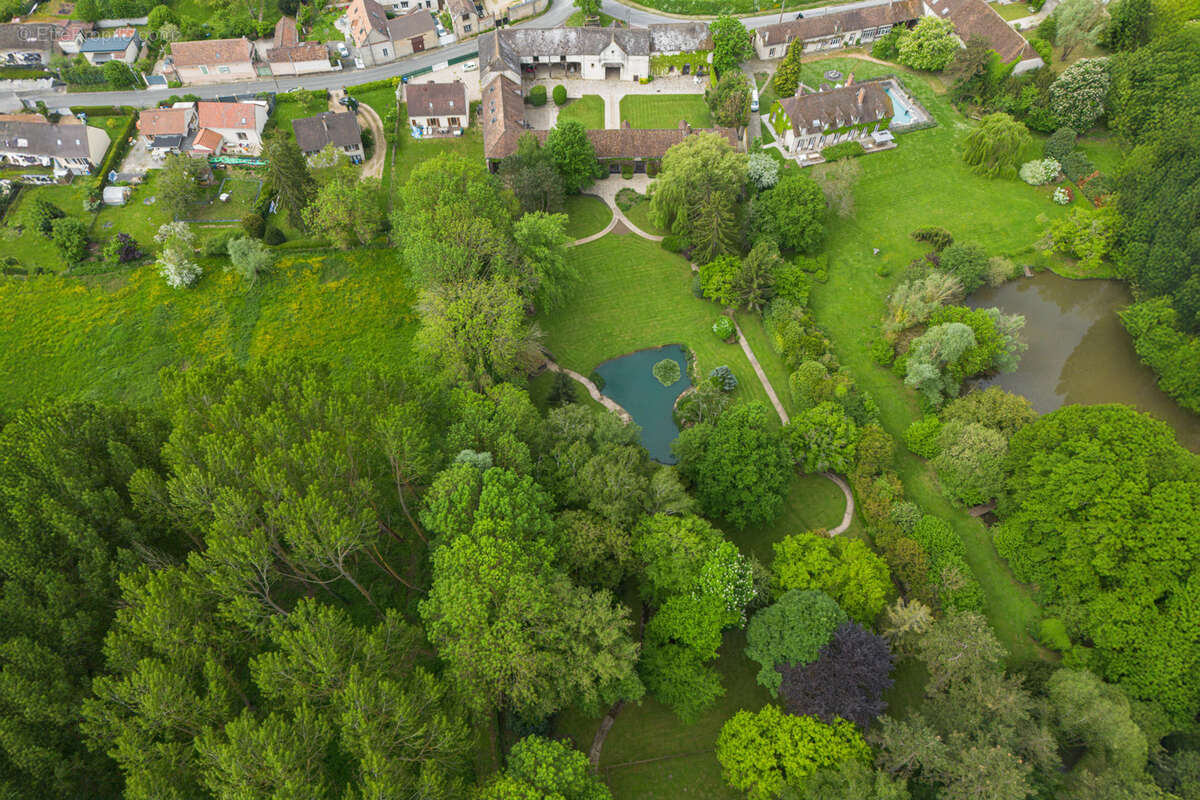 Maison à BAILLEAU-ARMENONVILLE