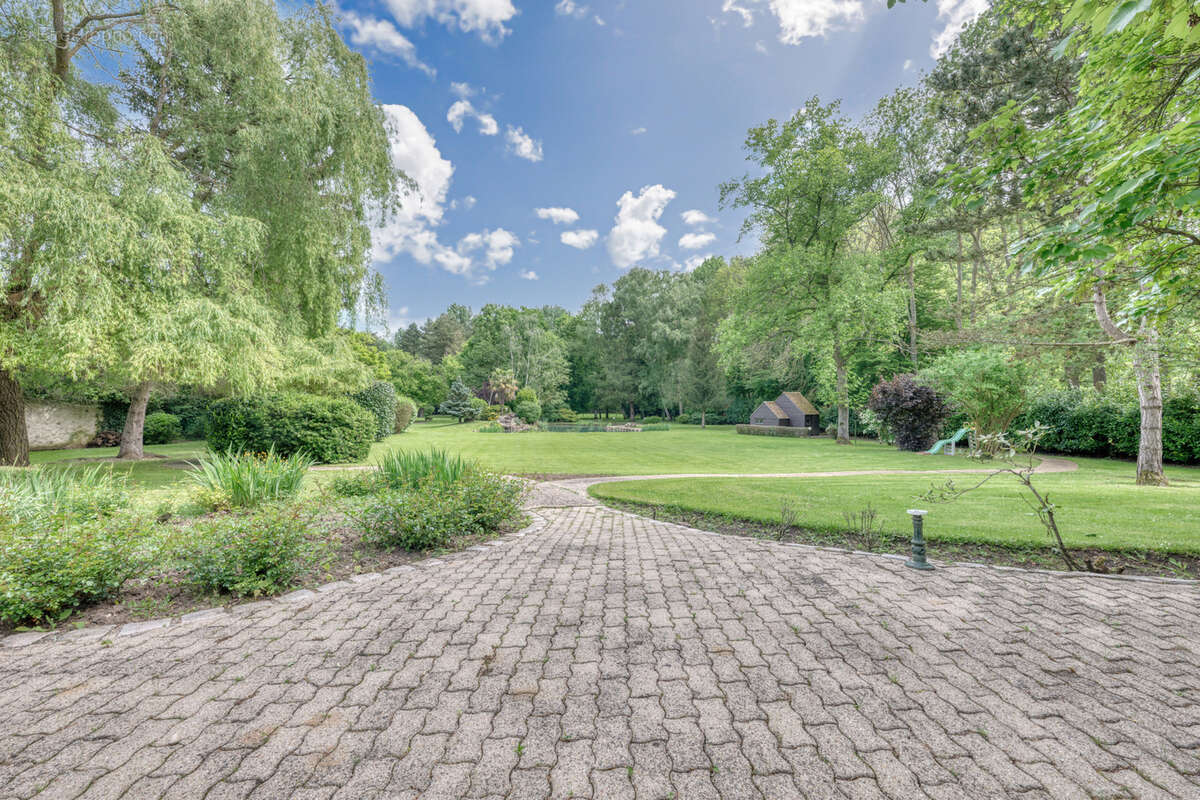 Maison à BAILLEAU-ARMENONVILLE