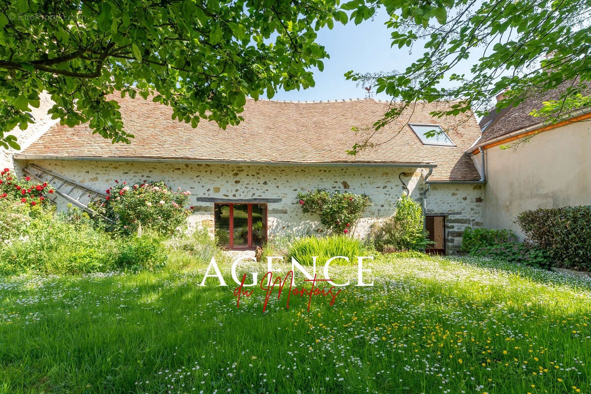 Maison à DONNEMARIE-DONTILLY