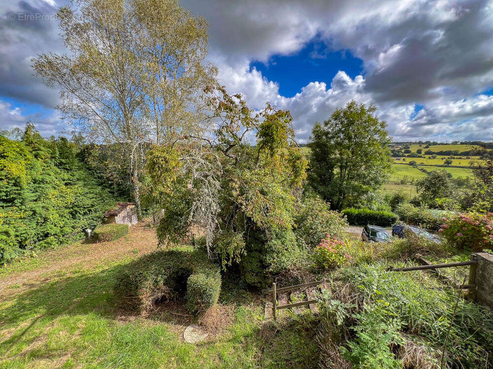 Maison à GUERQUESALLES