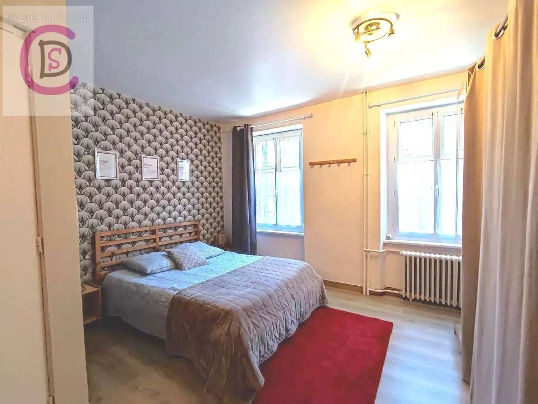 Maison à SAINT-PIERRE-EGLISE