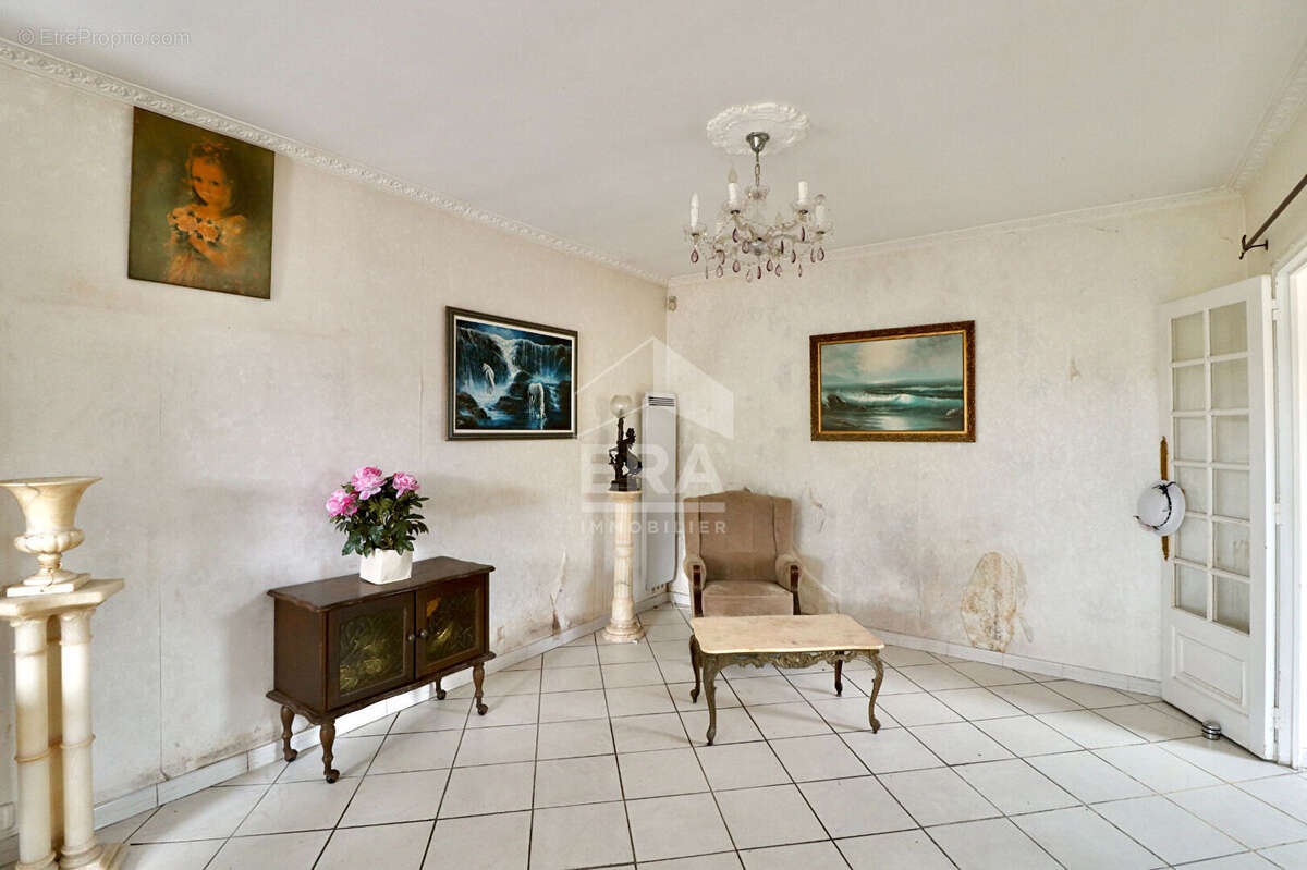 Maison à VAIRES-SUR-MARNE