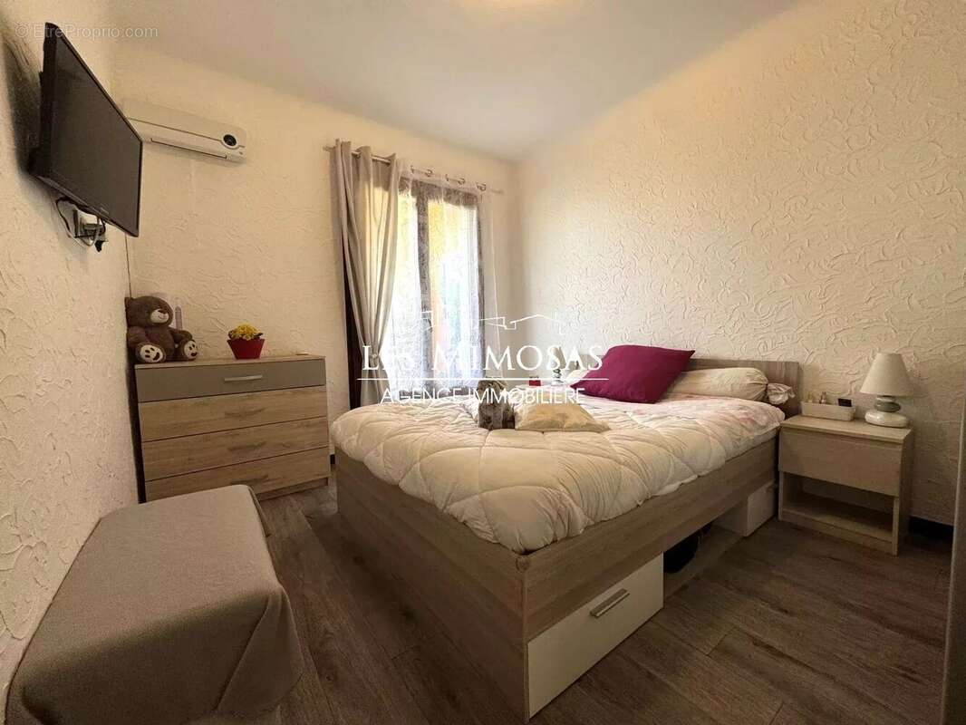 Appartement à FREJUS