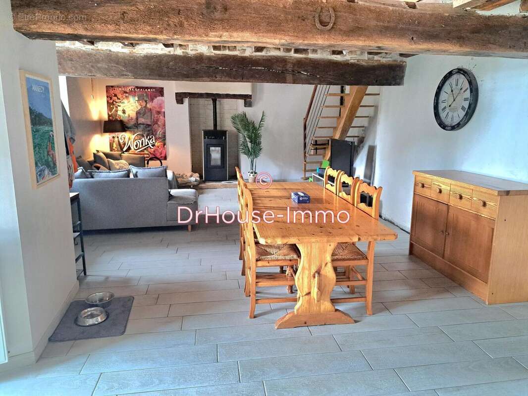 Maison à CONQUEREUIL