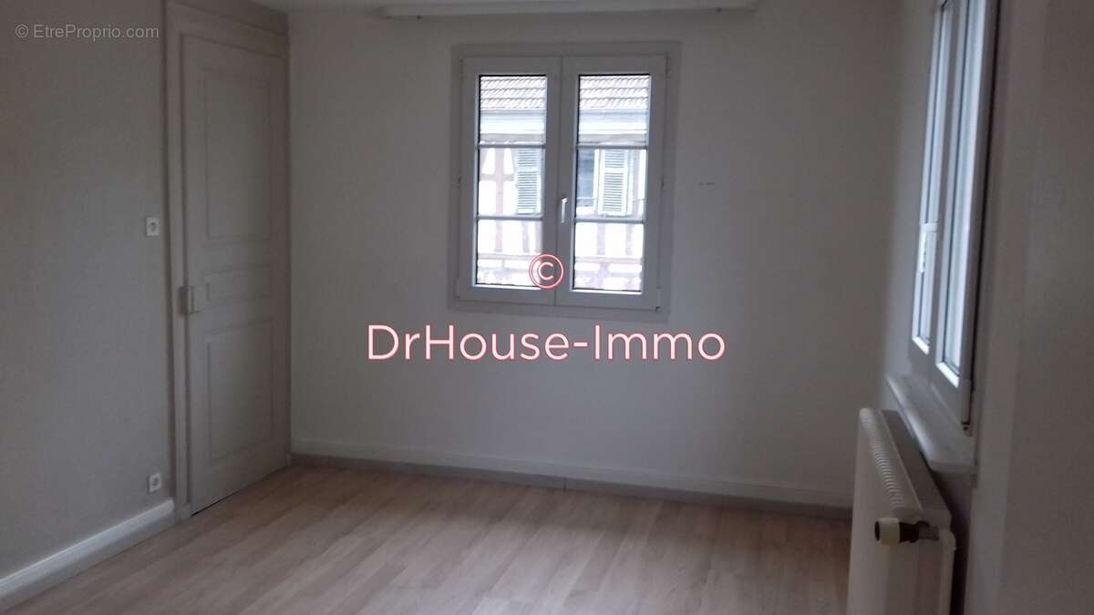 Appartement à DANNEMARIE