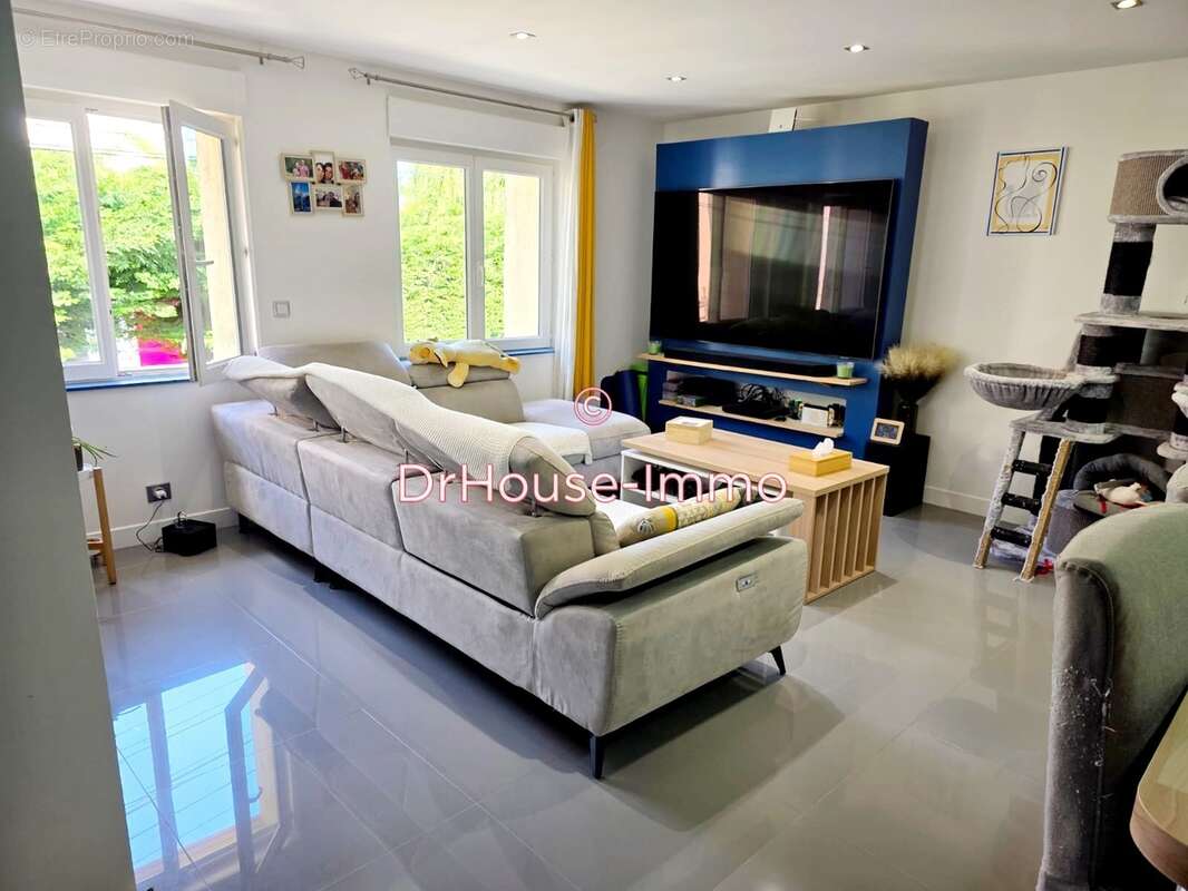 Maison à NANTEUIL-LES-MEAUX