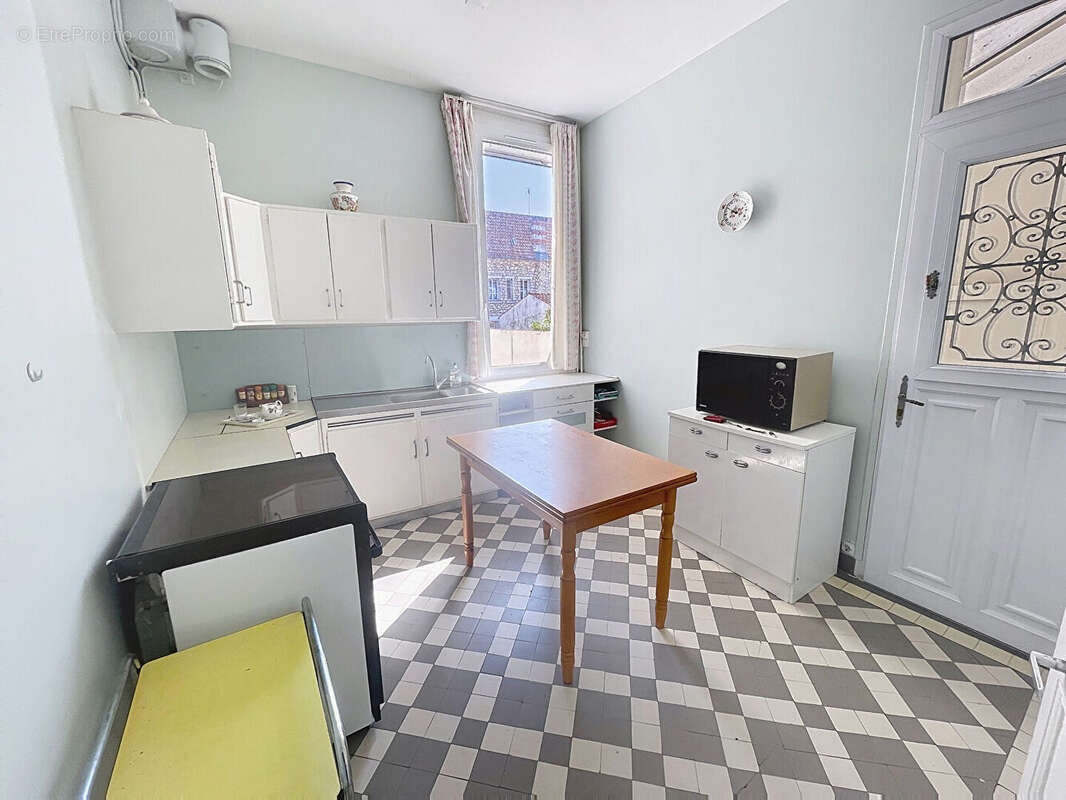 Maison à LA ROCHELLE