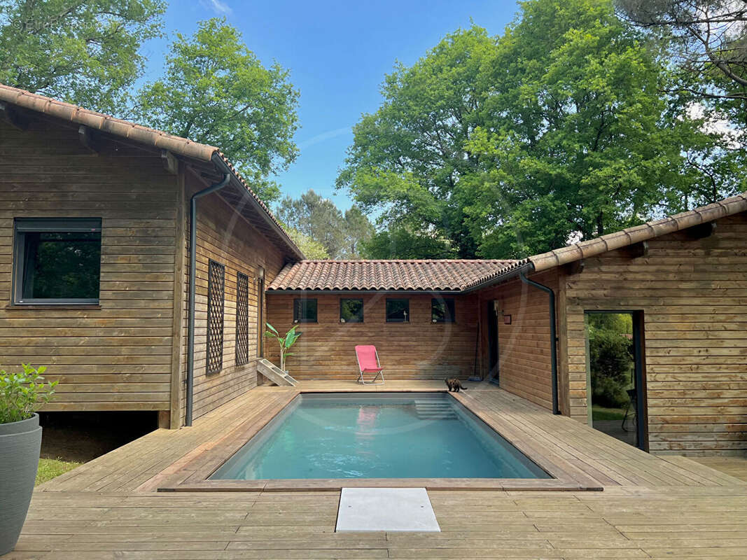 Maison à SAINT-LAURENT-DES-HOMMES