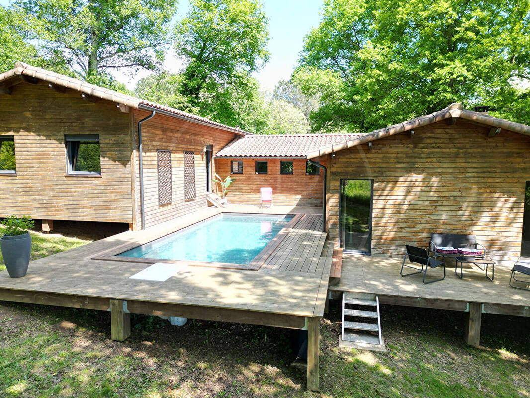 Maison à SAINT-LAURENT-DES-HOMMES