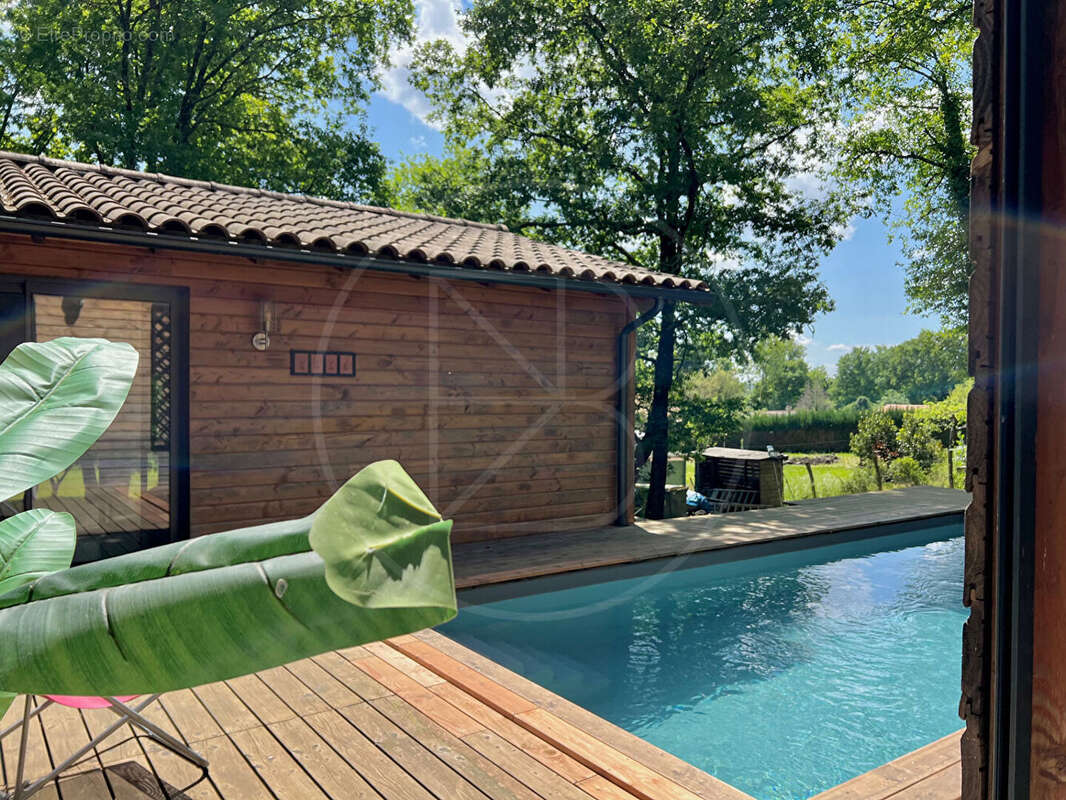 Maison à SAINT-LAURENT-DES-HOMMES