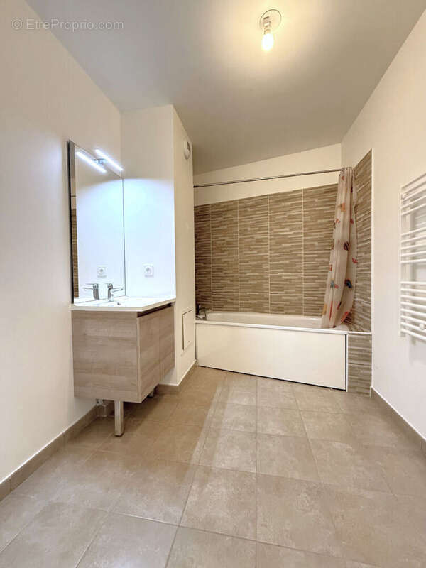 Appartement à NEUILLY-SUR-MARNE