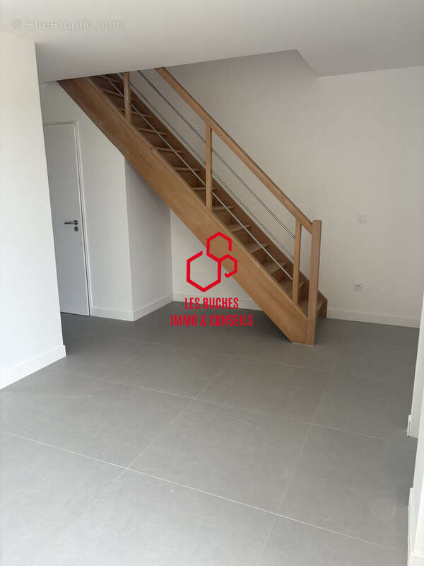 Maison à QUINCY-VOISINS