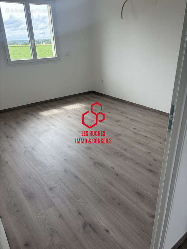 Maison à QUINCY-VOISINS