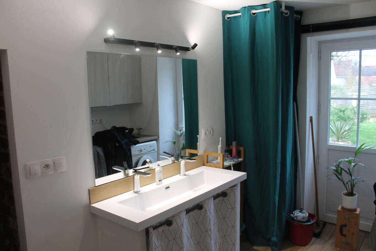 Maison à SEMBLANCAY