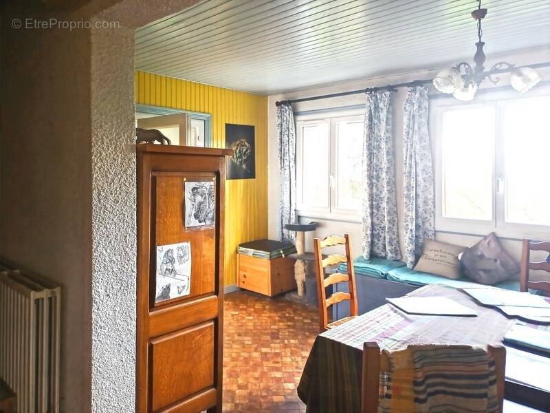 Maison à VOLLORE-VILLE