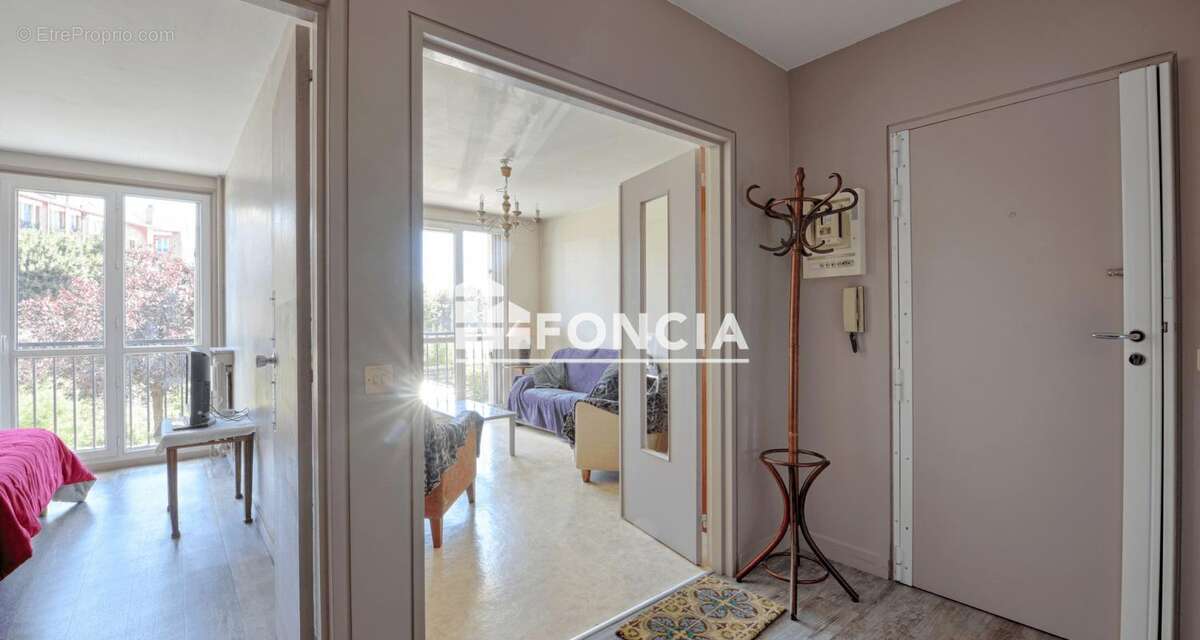 Appartement à IVRY-SUR-SEINE