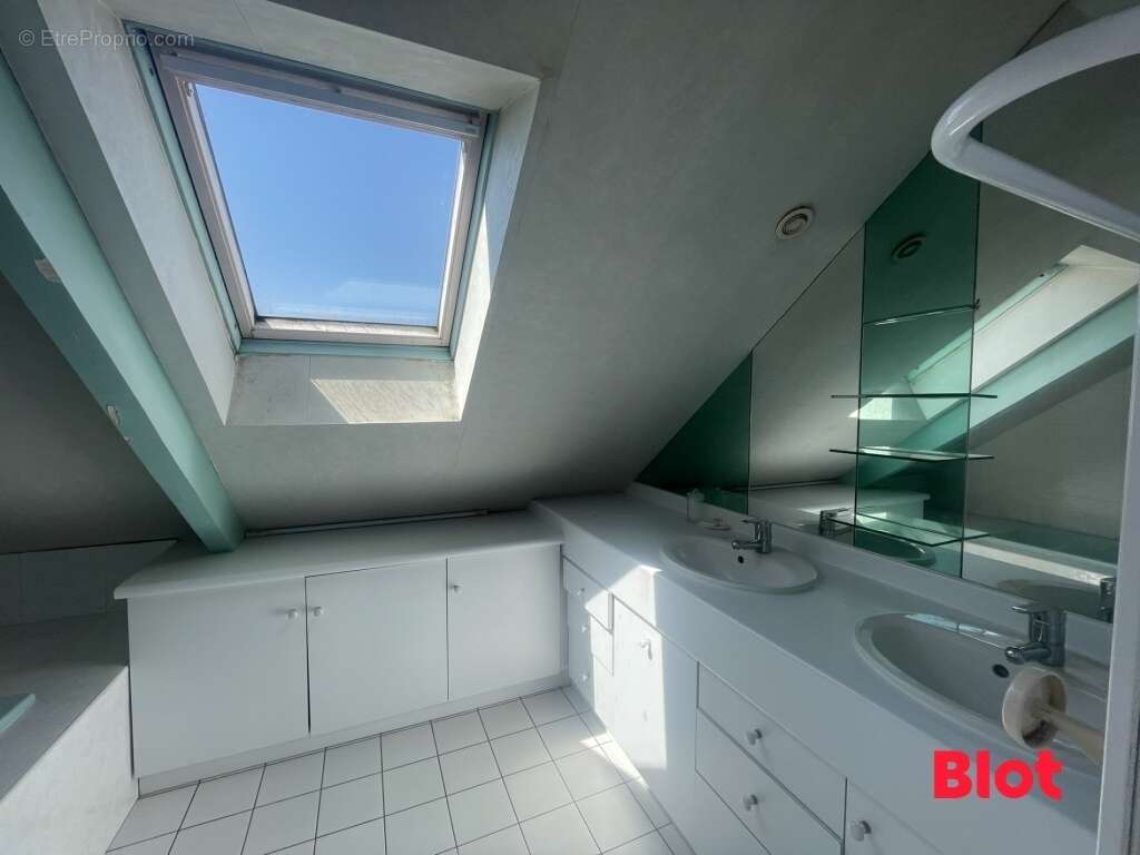 Appartement à CARENTOIR