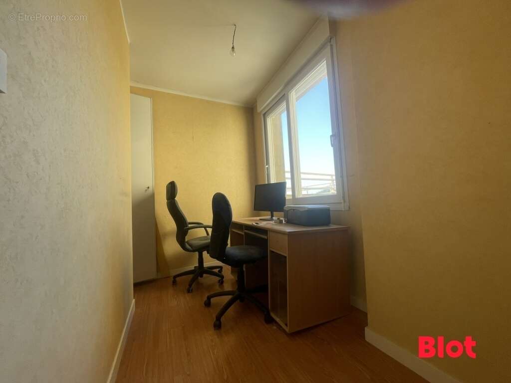 Appartement à CARENTOIR