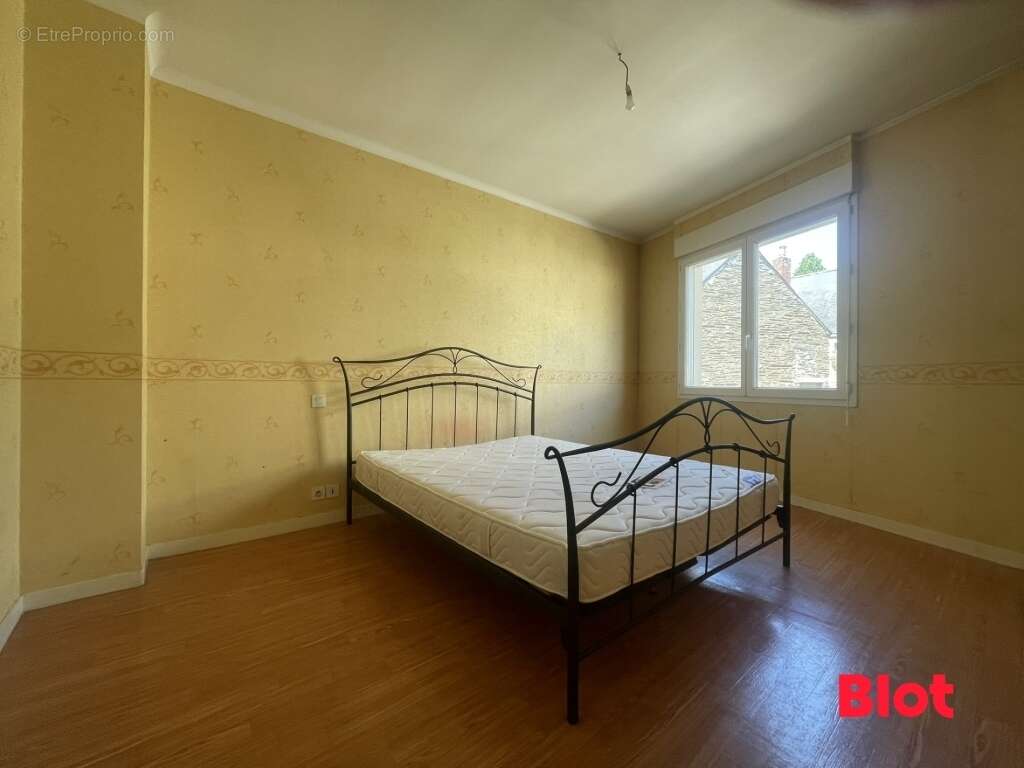 Appartement à CARENTOIR