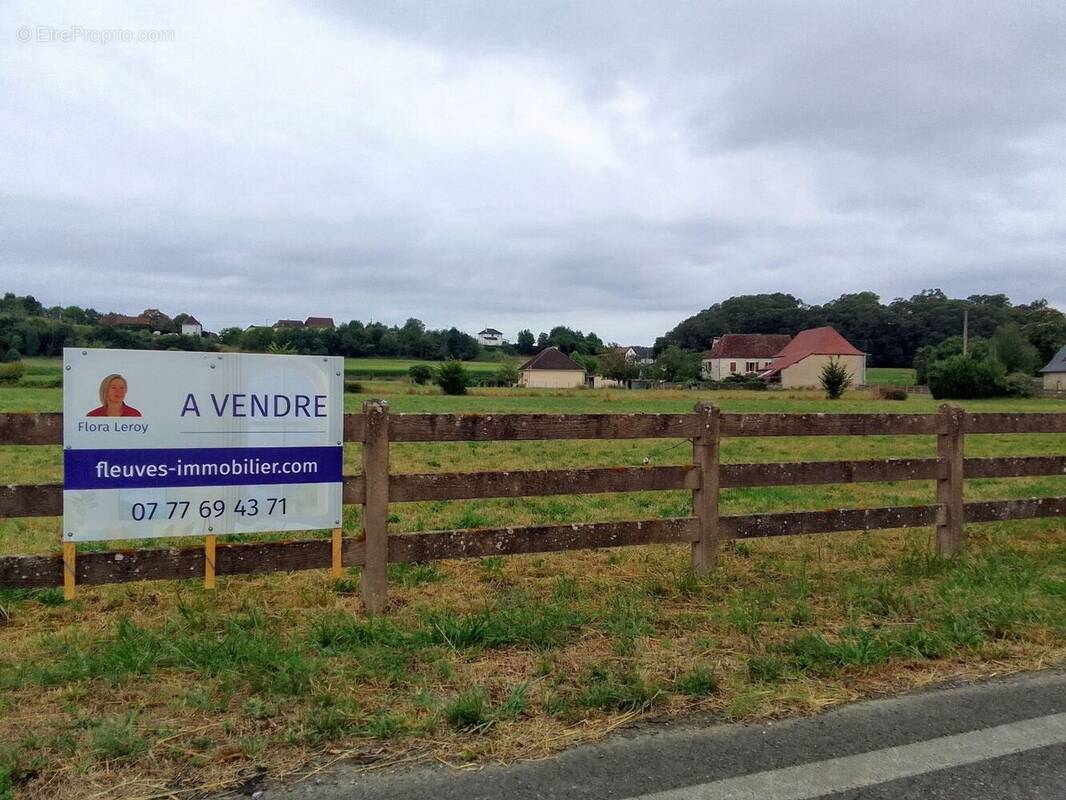 Terrain à NAVARRENX