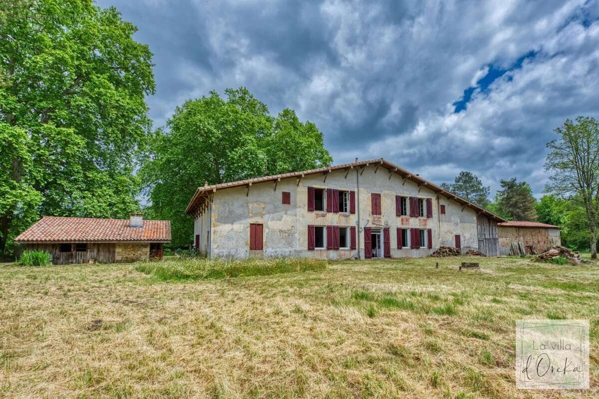 Maison à SAINT-SYMPHORIEN