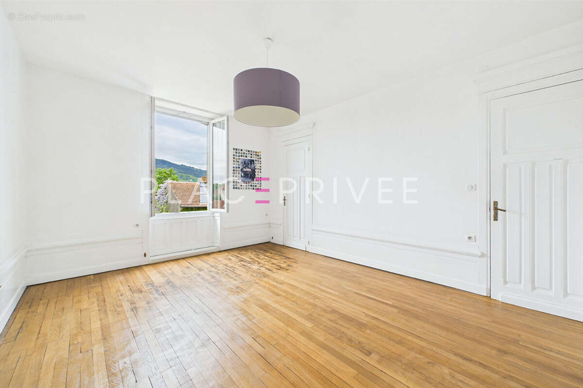 Maison à REMIREMONT