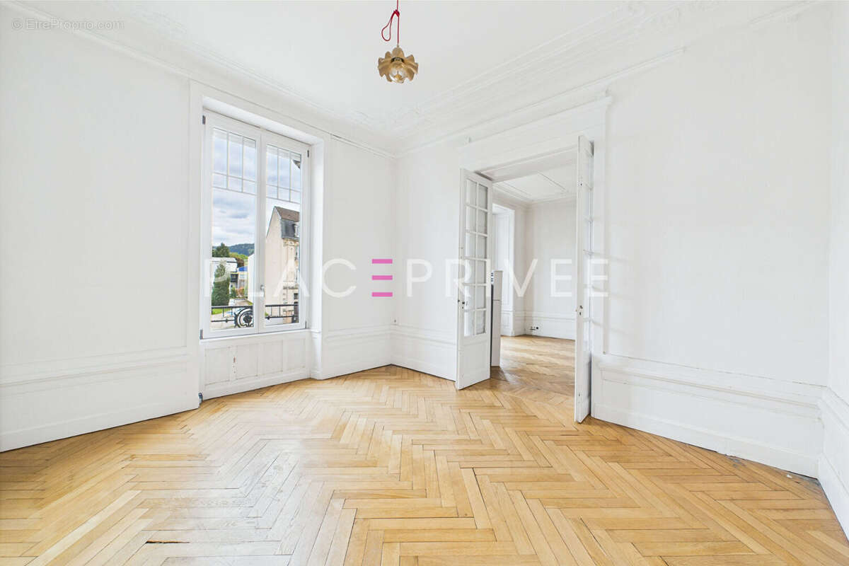 Maison à REMIREMONT