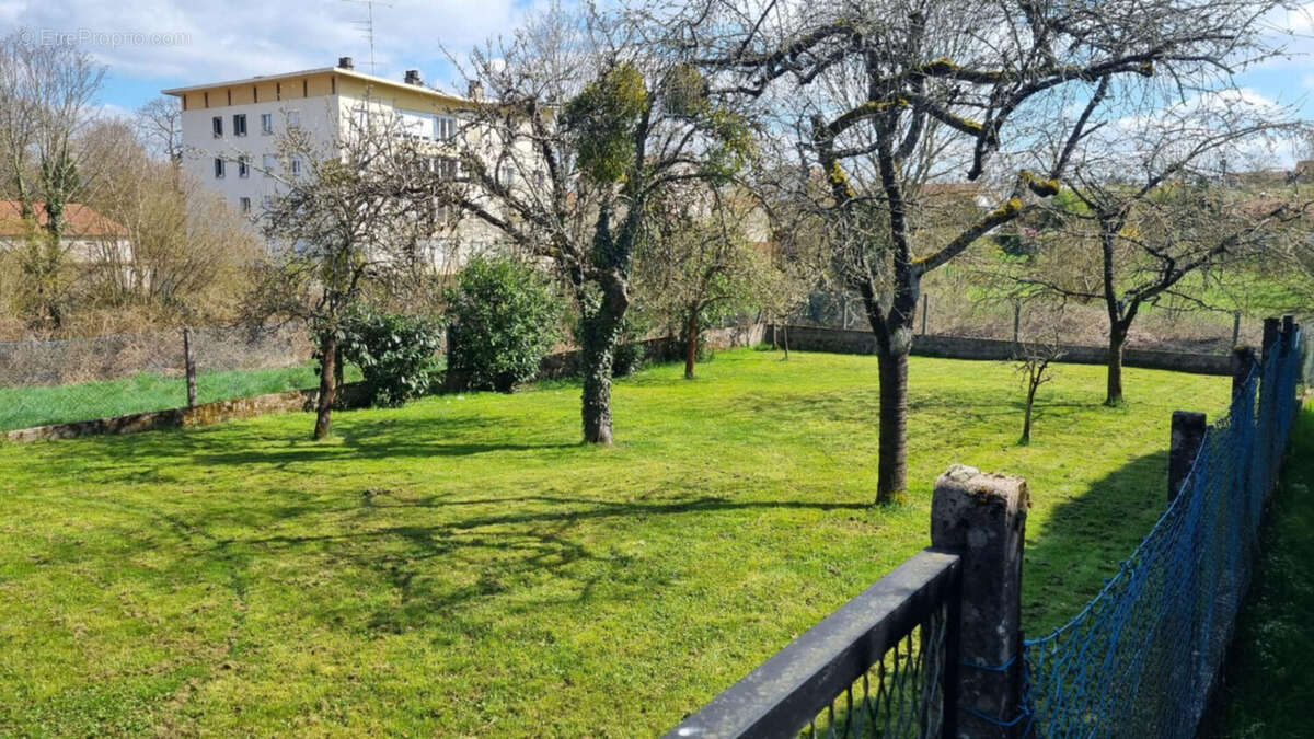 Terrain à HOUDEMONT