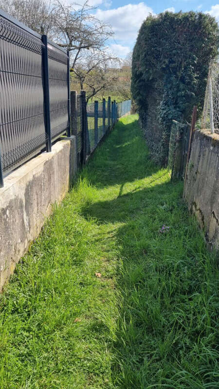 Terrain à HOUDEMONT