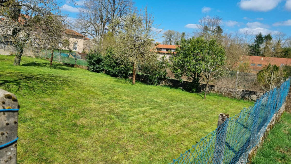 Terrain à HOUDEMONT