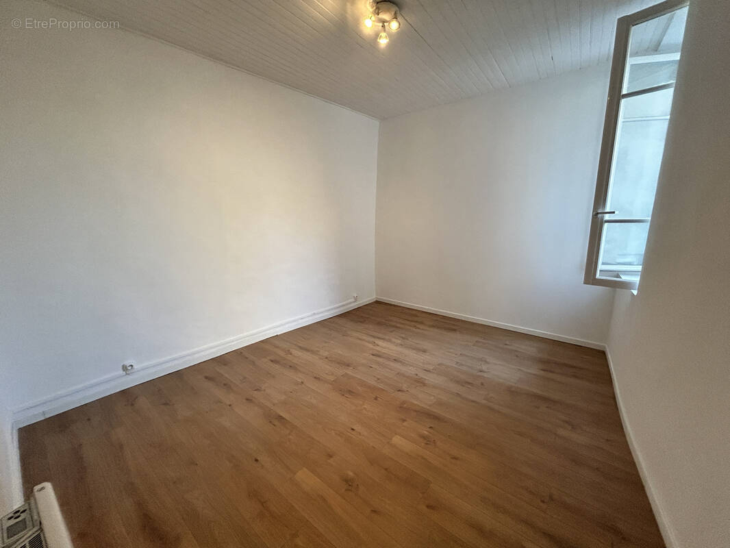 Appartement à GANGES