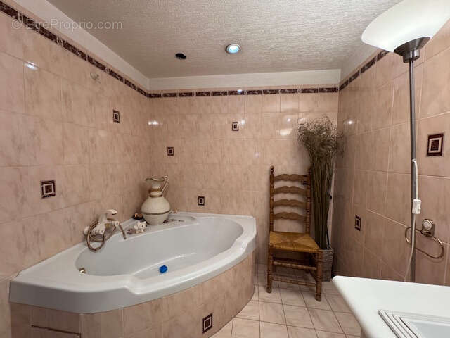 Maison à ATHIS-MONS