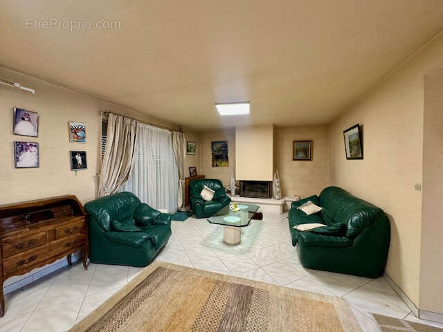 Maison à ATHIS-MONS