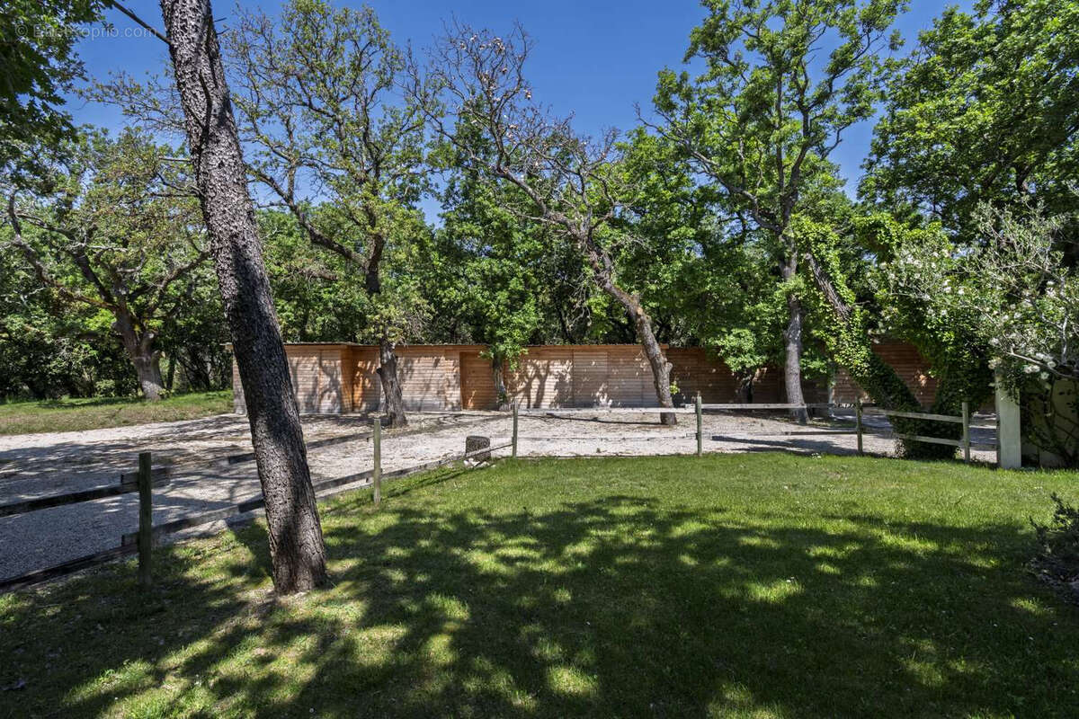 Maison à MONTSEGUR-SUR-LAUZON