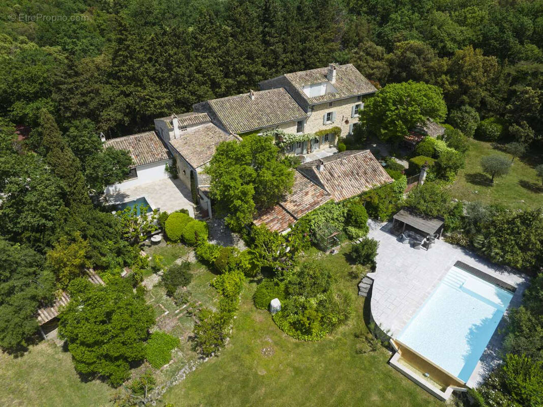 Maison à MONTSEGUR-SUR-LAUZON