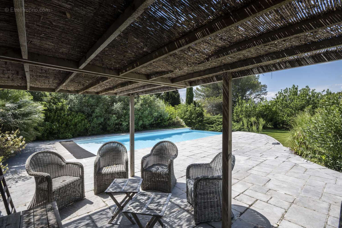 Maison à MONTSEGUR-SUR-LAUZON