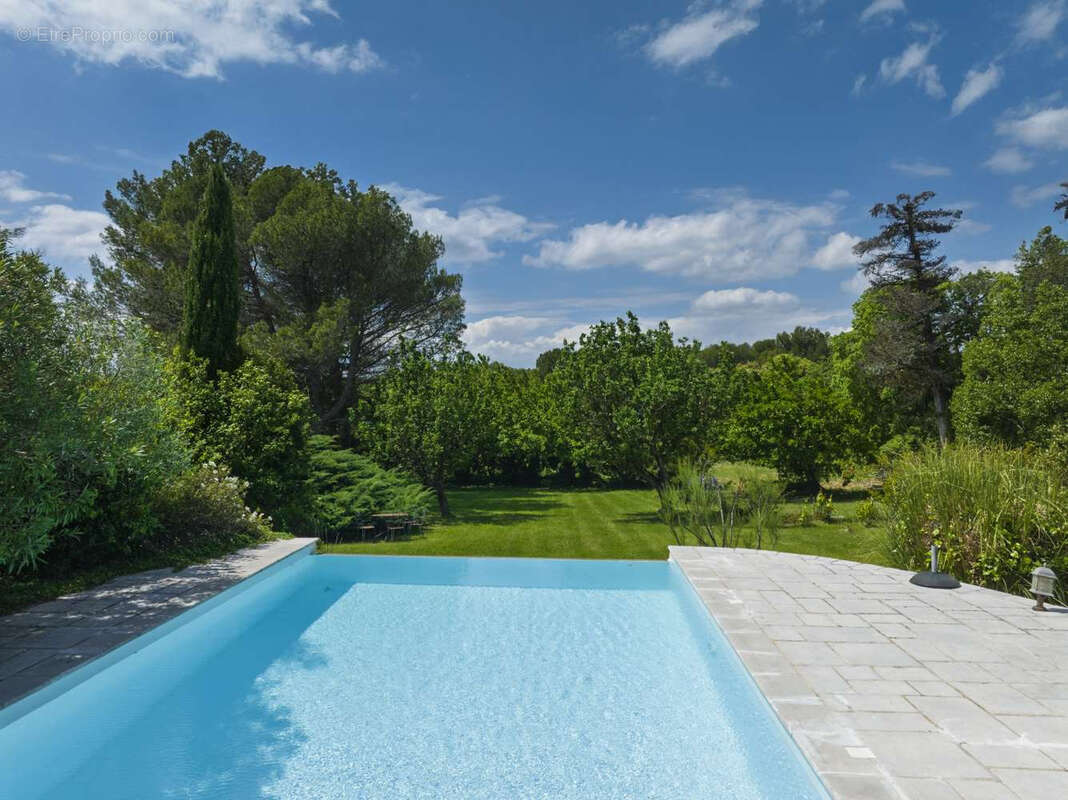 Maison à MONTSEGUR-SUR-LAUZON