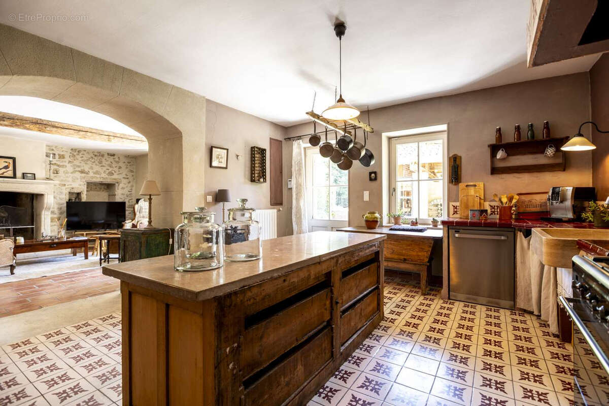 Maison à MONTSEGUR-SUR-LAUZON