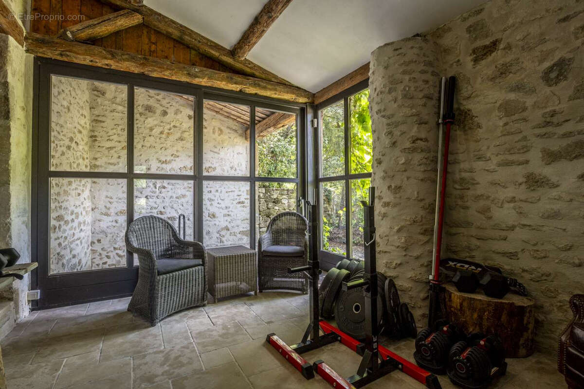 Maison à MONTSEGUR-SUR-LAUZON