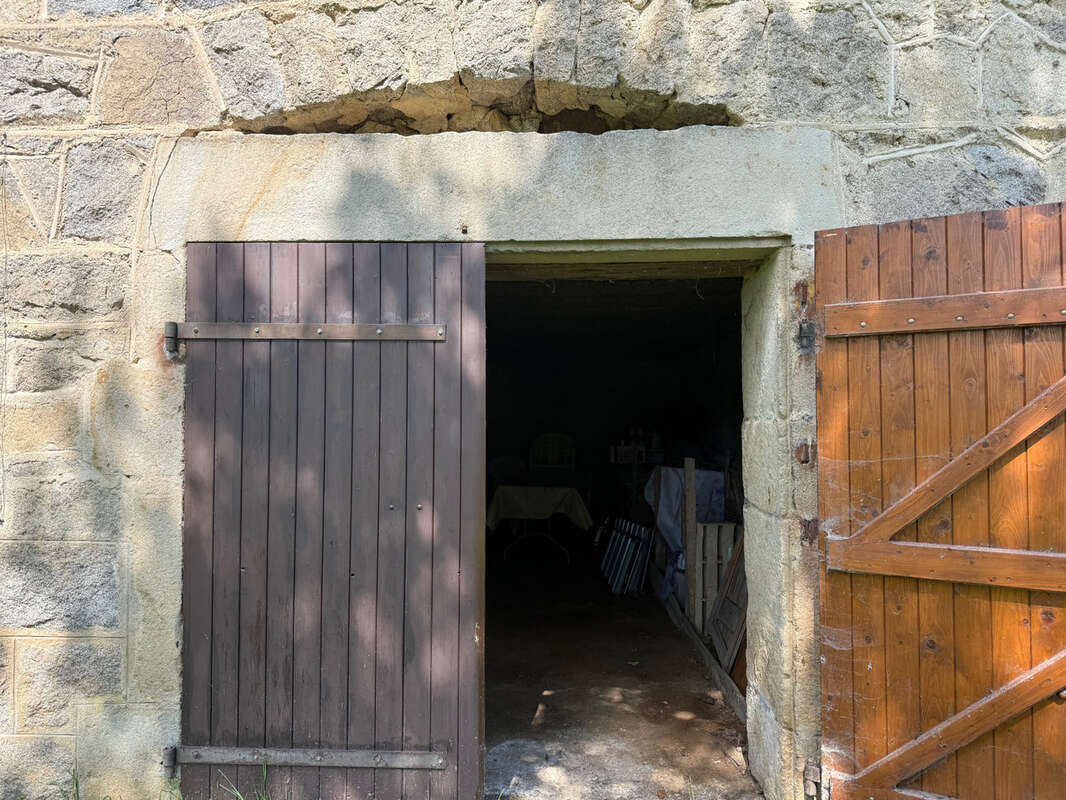 Maison à GOUTTIERES