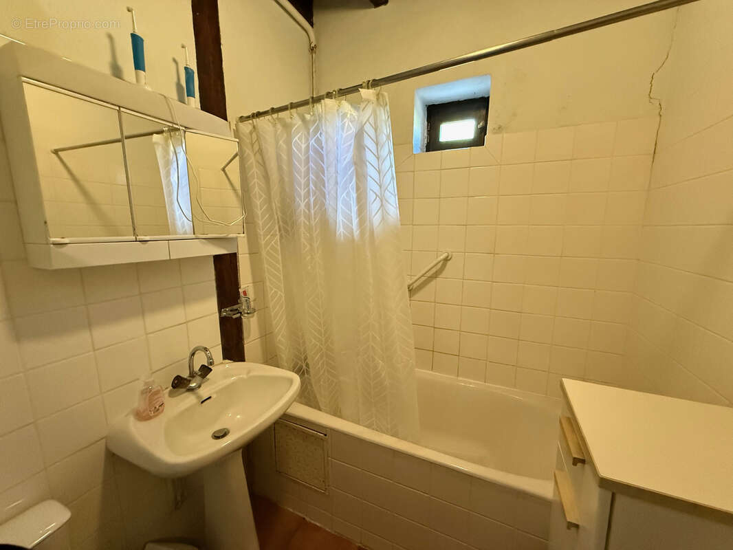 Maison à GOUTTIERES